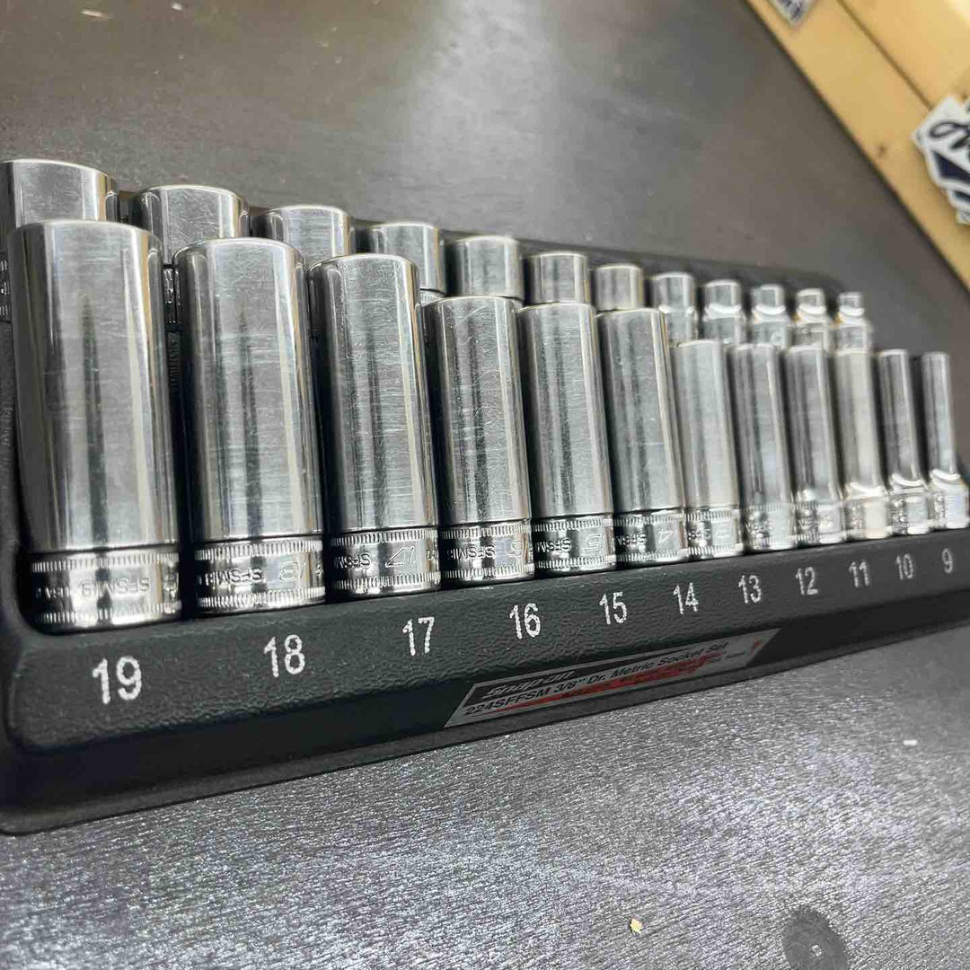 スナップオン  Snap-on 3/8sq ソケットセット 6ポイント シャロー&ディープ ミリサイズ  224SFFSM【越谷店】