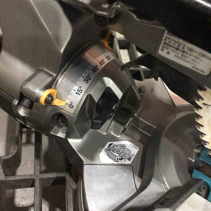 【中古品】 マキタ(makita) コードレススライドマルノコ LS008GZ 【藤沢店】