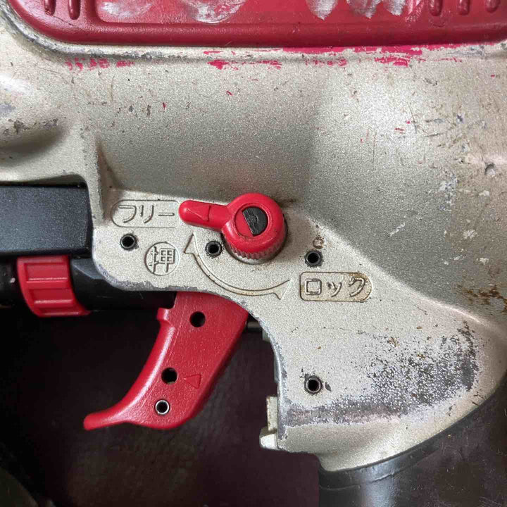 【中古品】 マックス(MAX) 50mm 常圧エア釘打ち機 CN-565S 【東大和店】