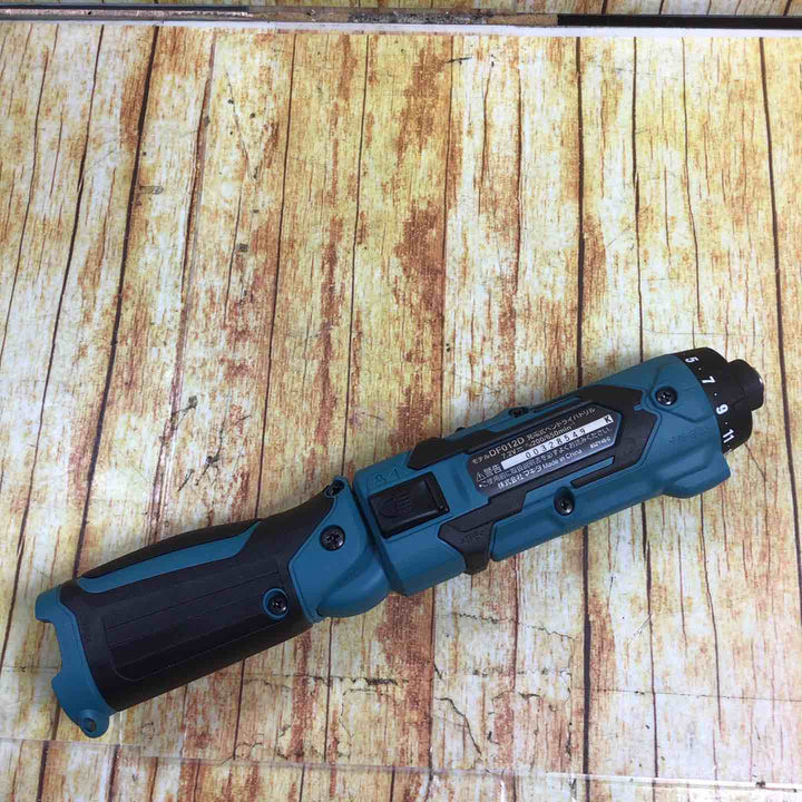 マキタ(makita) コードレスペンドリルドライバー DF012DZ【川崎店】