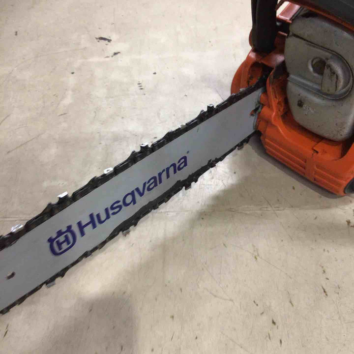 【店頭受取り限定】ハスクバーナ　Husqvarna　エンジンチェーンソー　236e　【町田店】