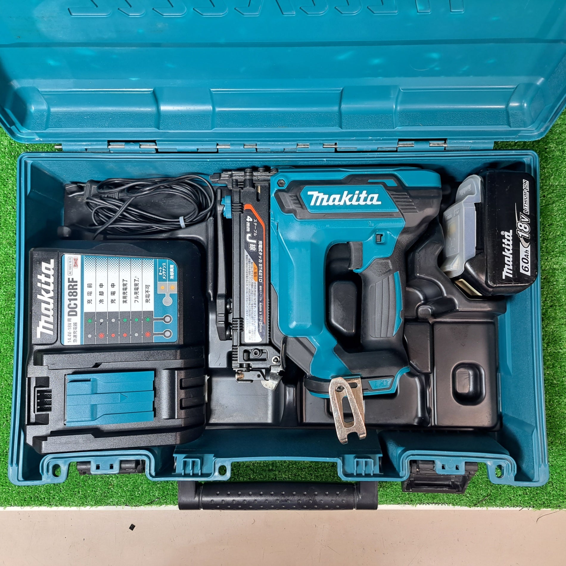 【中古】マキタ(makita) コードレス冷温庫 CW002GZ【アクトツール藤沢店】 マキタ(makita) – アクトツールオンラインショップ
