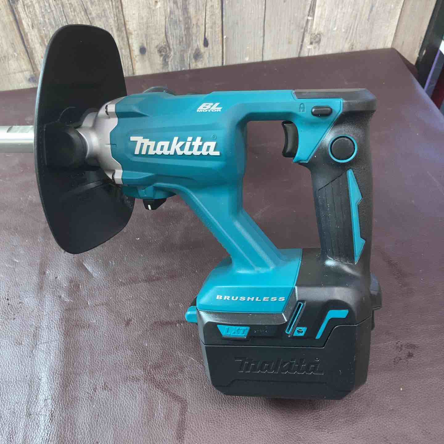 中古品】 マキタ(makita) コードレスかくはん機 UT130DZ コードレス
