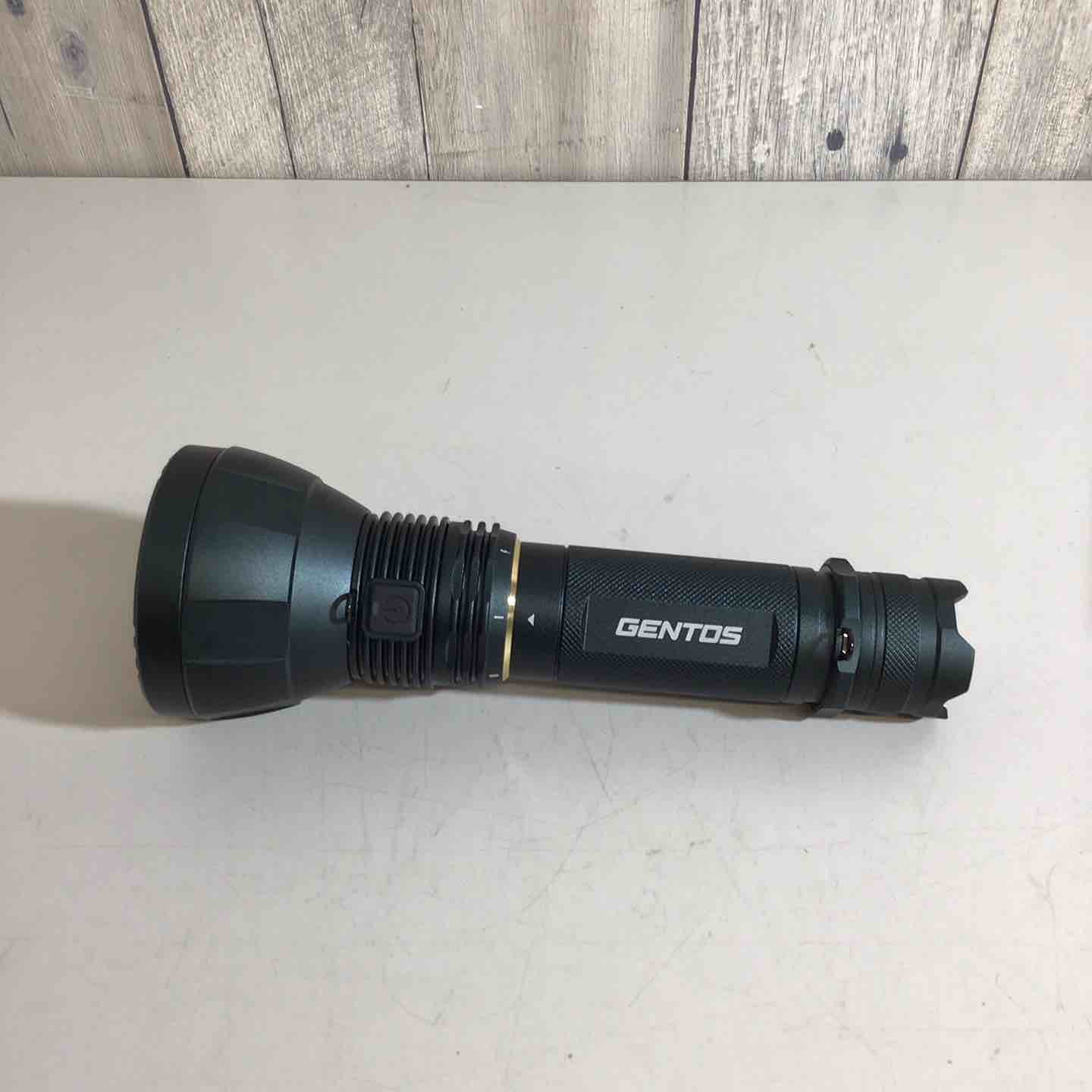 美品】GENTOS ジェントス LED 懐中電灯 UT-618R【戸田店】 – アクト