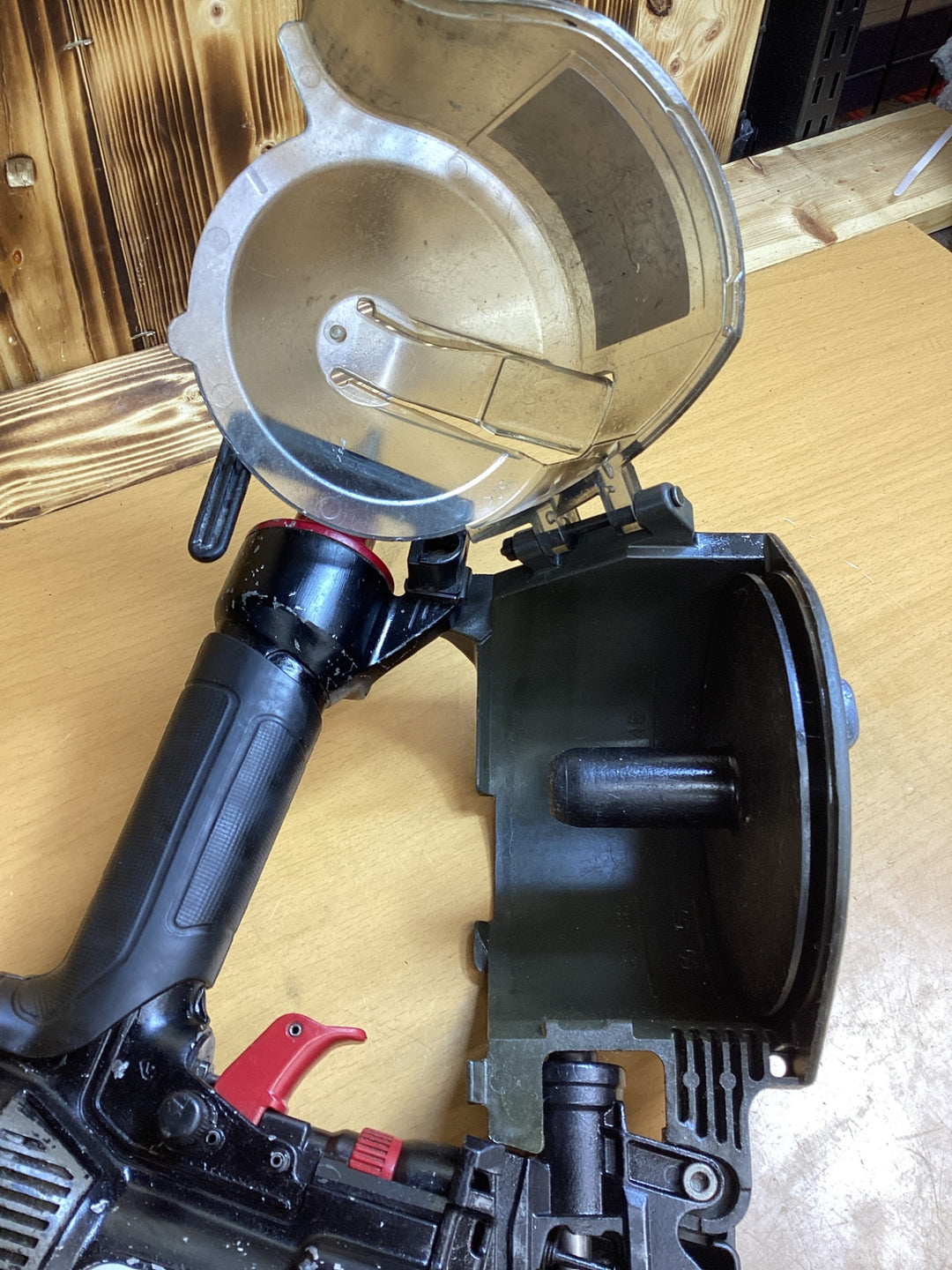 ◇マックス(MAX) 高圧エア釘打ち機 HN-65【越谷店】