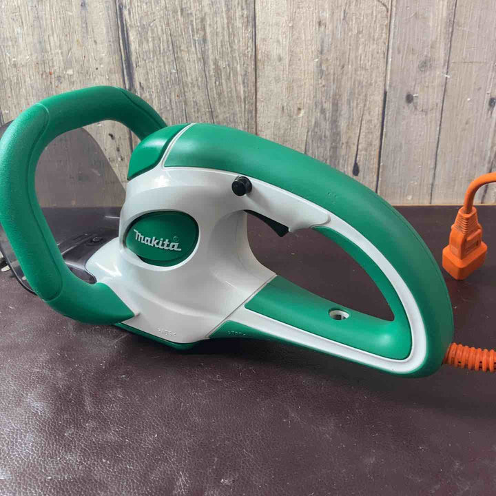 【中古品】 マキタ(makita) 生垣バリカン 刈込幅350mm MUH3502 【東大和店】