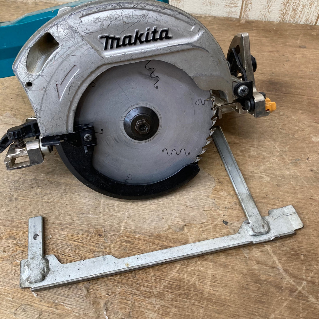 【中古品】★マキタ(makita) コードレス丸のこ HS471DZ サイドベース歪み有【柏店】
