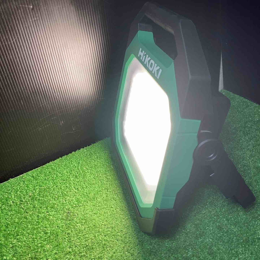 【美品】◇HiKOKI(ハイコーキ) 旧日立工機 18V コードレス LED ワークライト 最大10,000lm ダイヤル式調光機能付き 蓄電池・充電器別売り UB18DD(NN)【岩槻店】