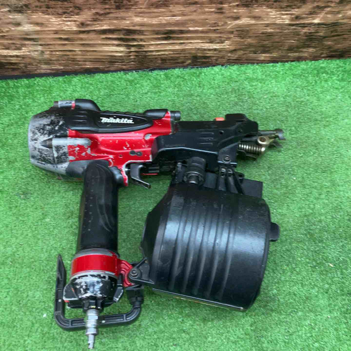 マキタ(makita) 高圧エア釘打ち機 AN931H シート釘 45 ～ 75mm【川越店】