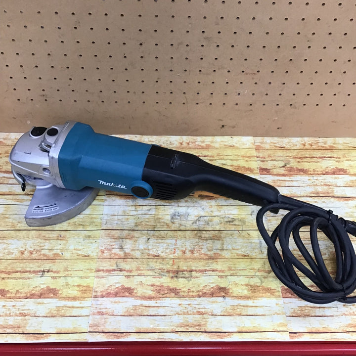 ☆マキタ(makita) 180mm電子ディスクグラインダ GA7011C【川崎店】