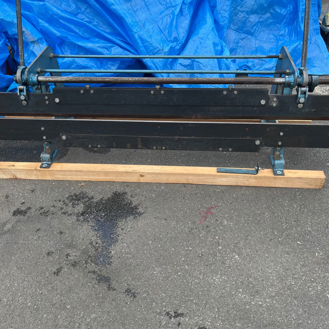 中古品/店頭受取り限定】メーカー不明 2000mm 板金 折り曲げ機 2m 鈑金 