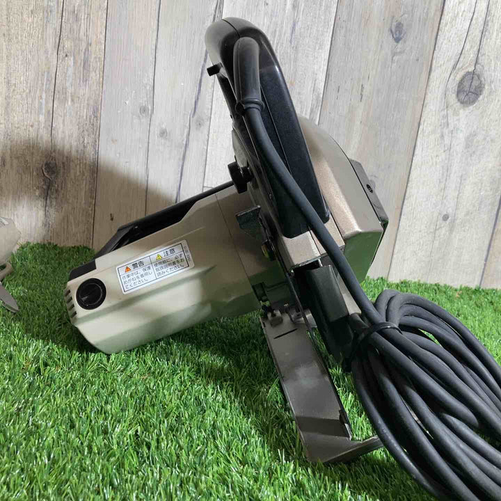 ◇新ダイワ(Shindaiwa) 180mm 防塵カッター B18N (B18N-F)【戸田店】