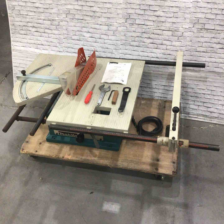 【店頭受取り限定】◇マキタ(makita) マルノコ盤 2711【川口店】