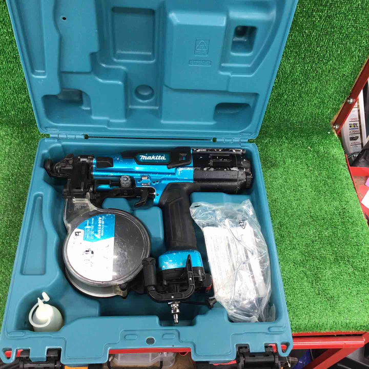 ★マキタ(makita) 高圧エアネジ打ち機 AR411HRM【川崎店】