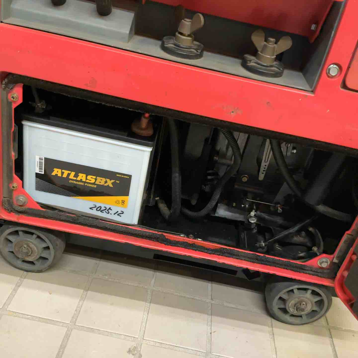 店頭受取り限定】◇新ダイワ エンジンウェルダーEGW180MC-i 溶接機