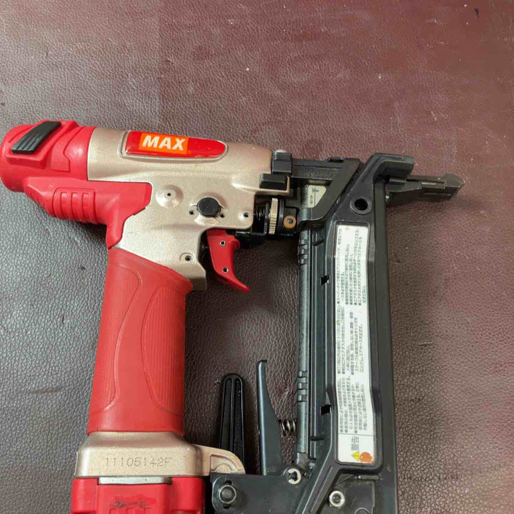 【中古品】★マックス(MAX) 高圧フロアタッカ HA-38F2(D)/4MA【東大和店】
