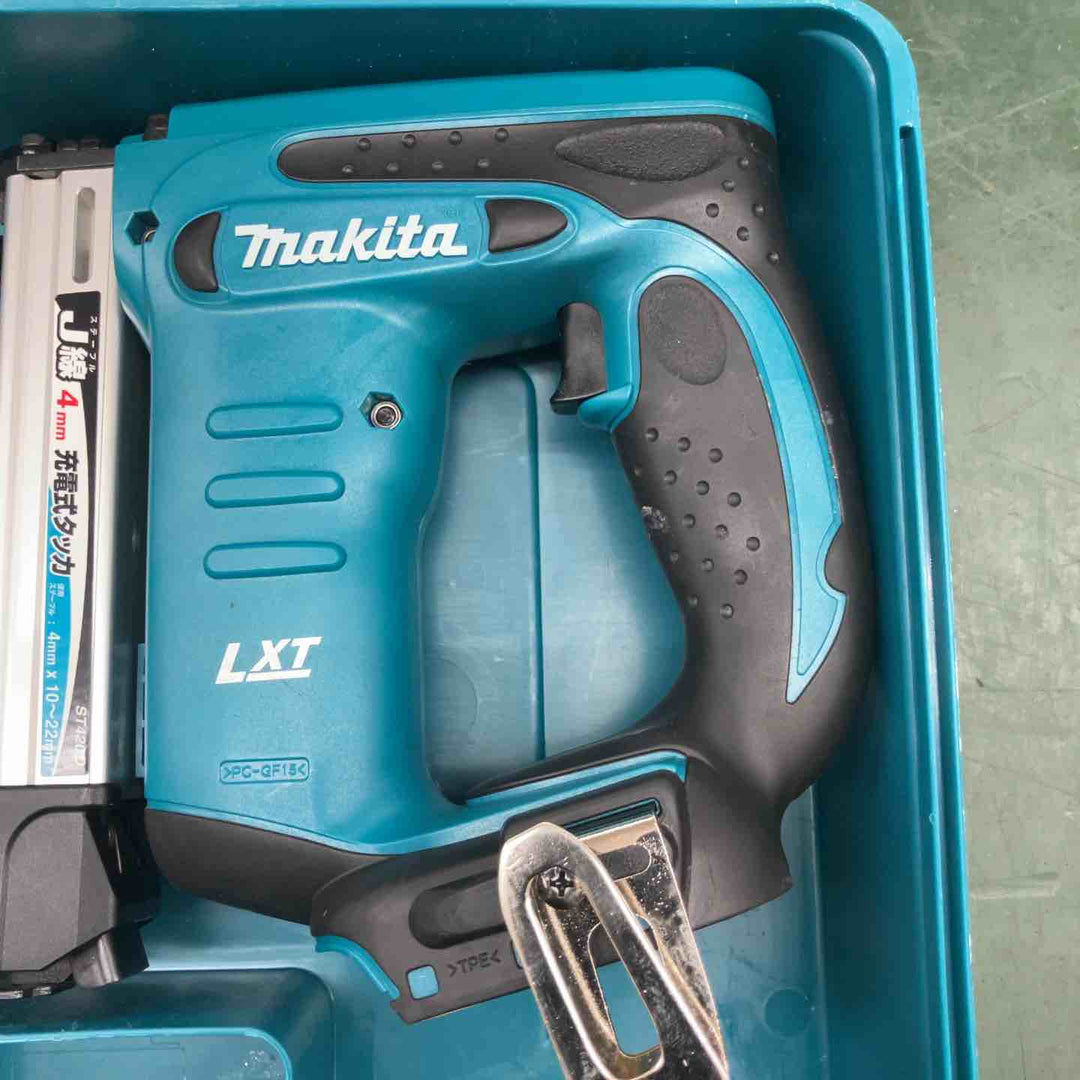 【中古品】 マキタ/makita 14.4Vコードレスタッカ・ST420DRF 【鴻巣店】