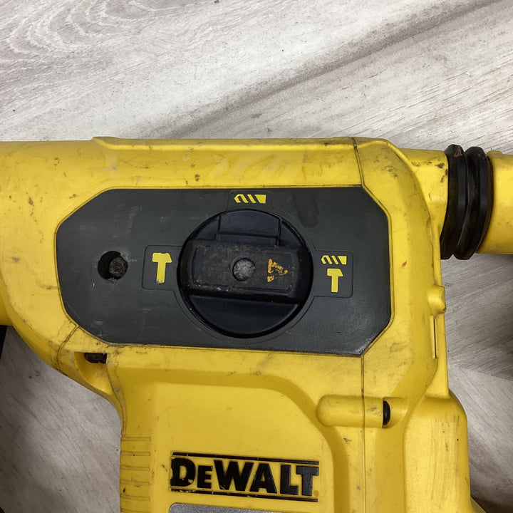現状品 DEWALT ハンマドリル DCH481 SDS MAX  デウォルト  乾湿両用コードレスクリーナー DCV580セット　【越谷店】