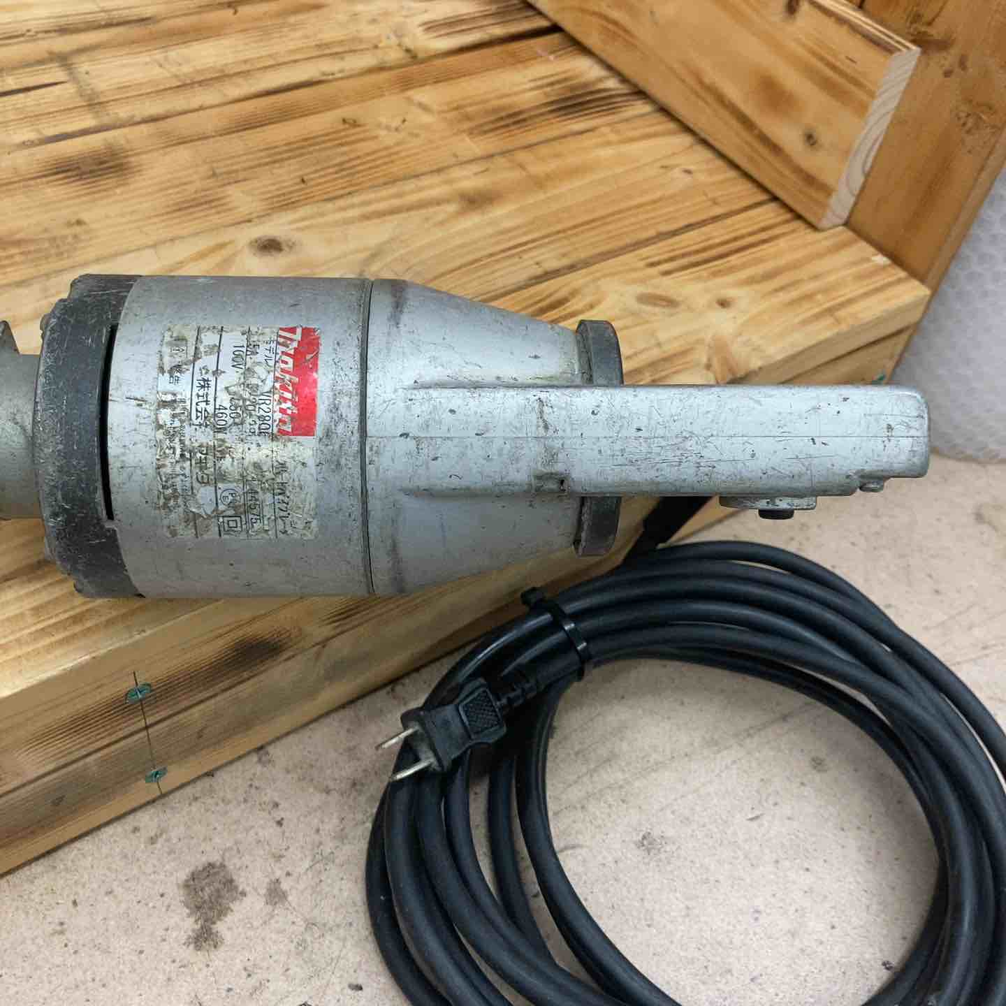 マキタ(makita) コンクリートバイブレーター VR2806A 【東大和店