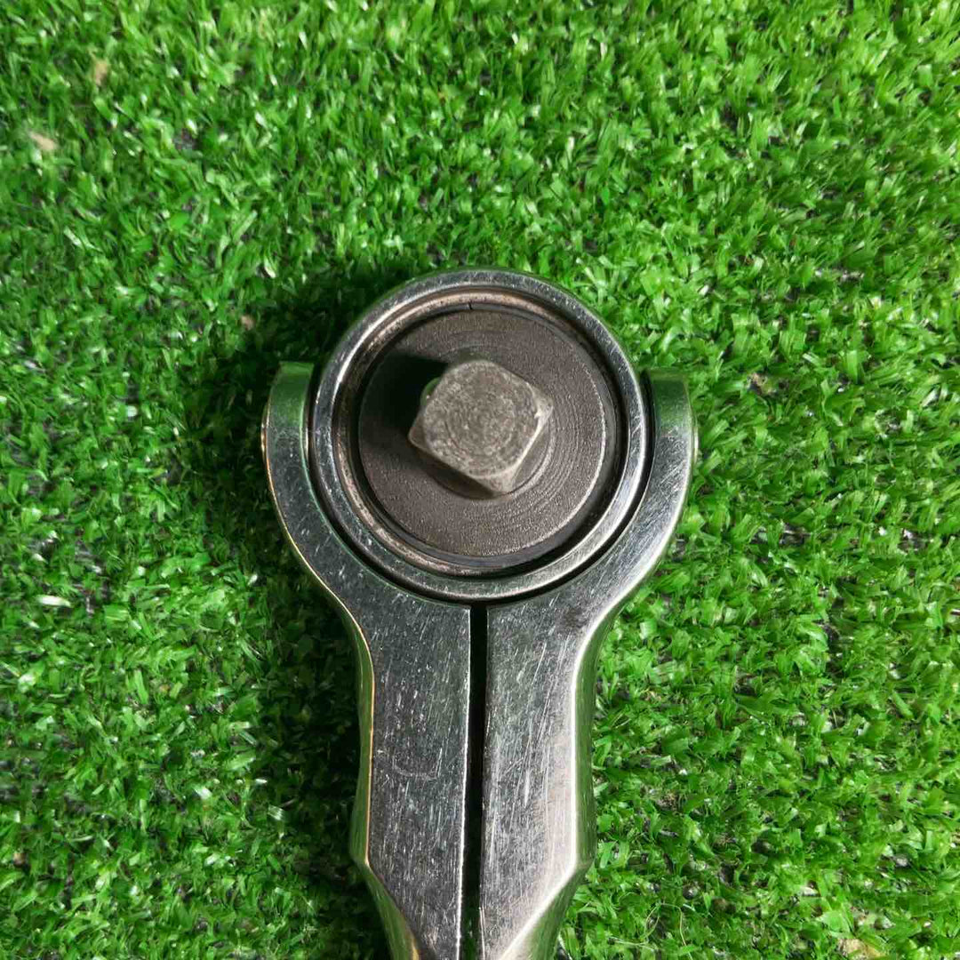 【中古品】 スナップオン Snap-on 限定カラ― ラチェットハンドル グリーングリップ 差込み角:9.5ｍｍ 3/8" スイブルヘッド 100ギア  FHNFD100G 【藤沢店】