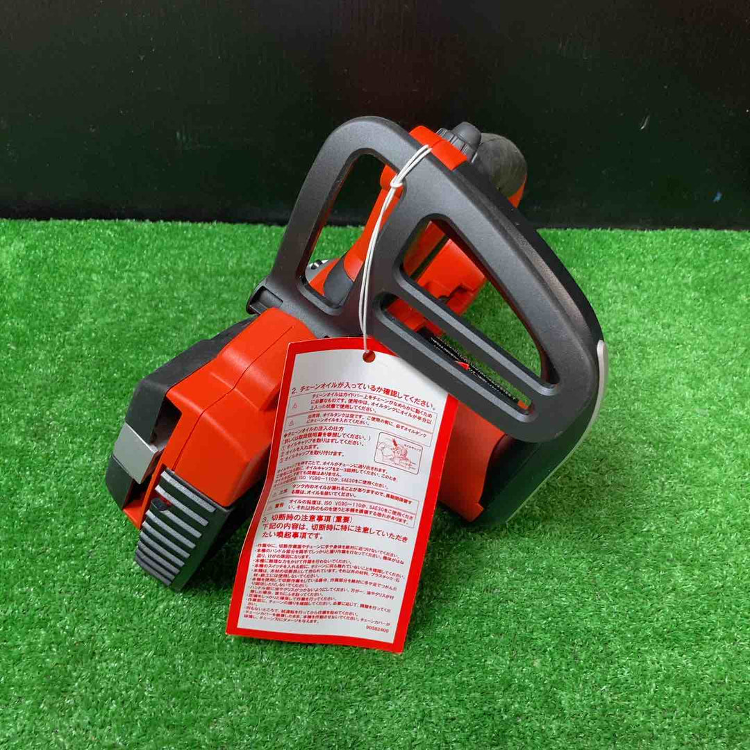 【美品】ブラック&デッカー 充電式チェーンソー GKC1820L2-JP【岩槻店】