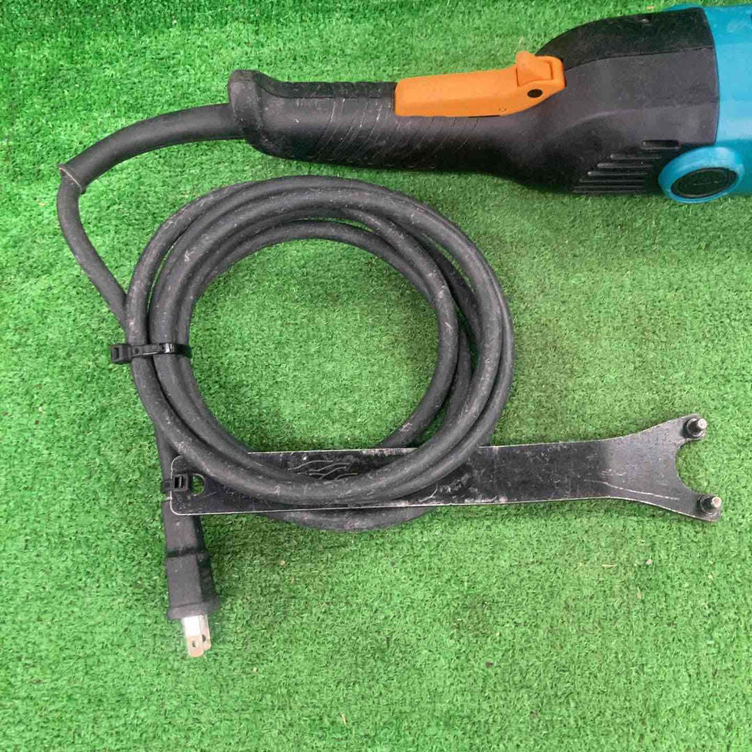 ☆マキタ(makita) 180mm電子ディスクグラインダ GA7011C【川崎店】