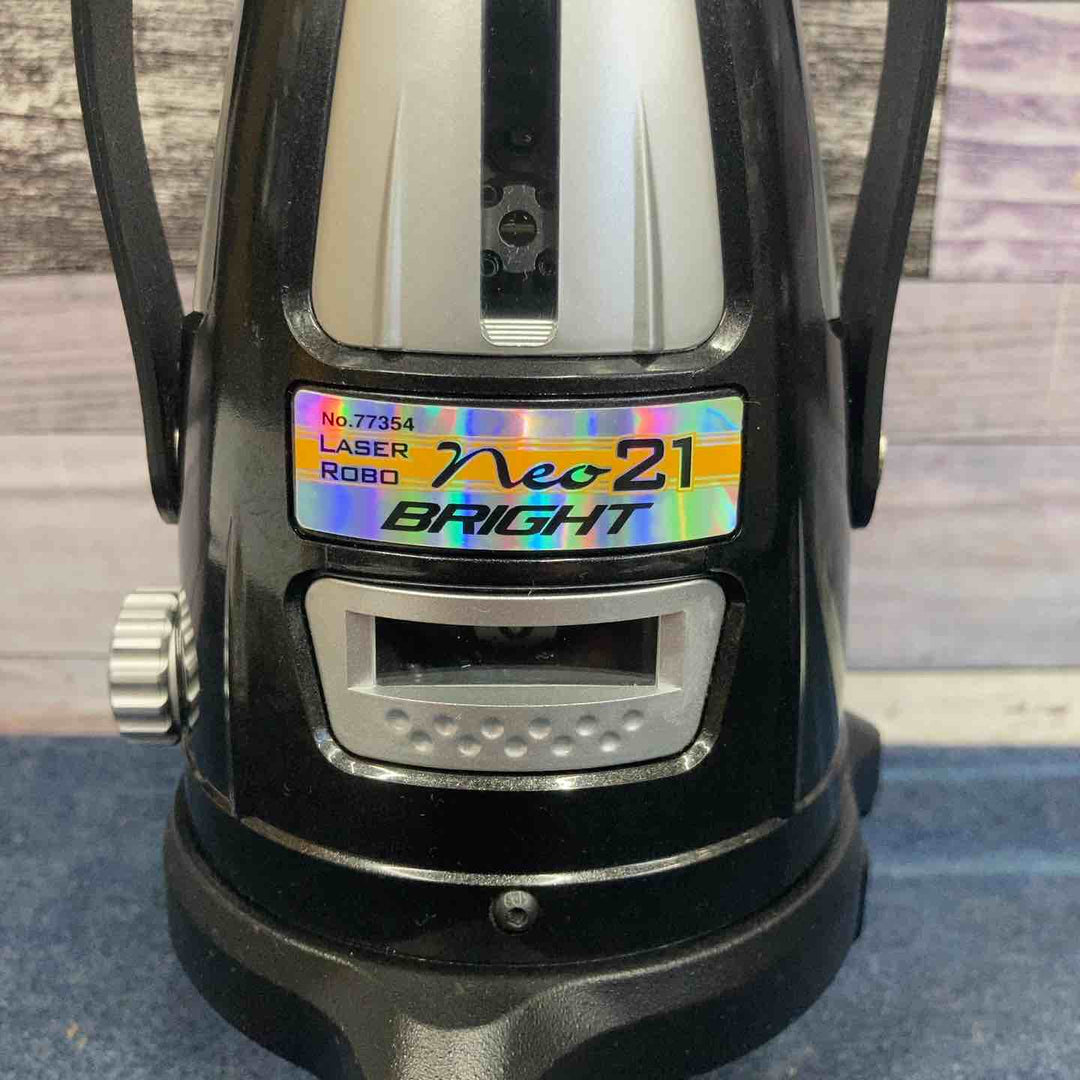 ◇シンワ測定 レーザー墨出し器 Neo21 BRIGHT No.77354 縦・横・地墨 レーザーロボ ネオ ブライト【八潮店】