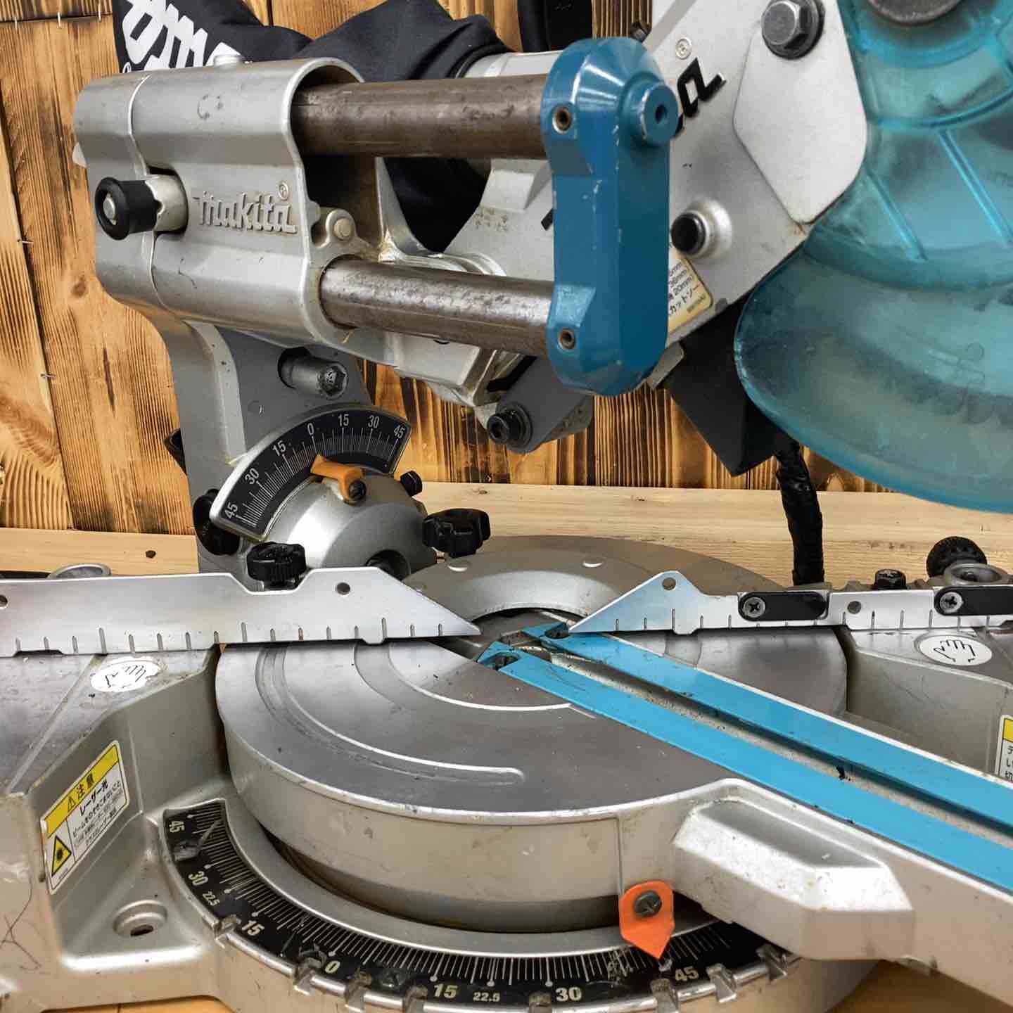 ☆マキタ(makita) 165mmスライドマルノコ LS0613FL【越谷店】 – アクト