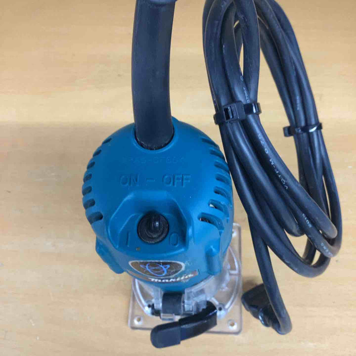 ☆マキタ(makita) 電子トリマ 3707FC【越谷店】