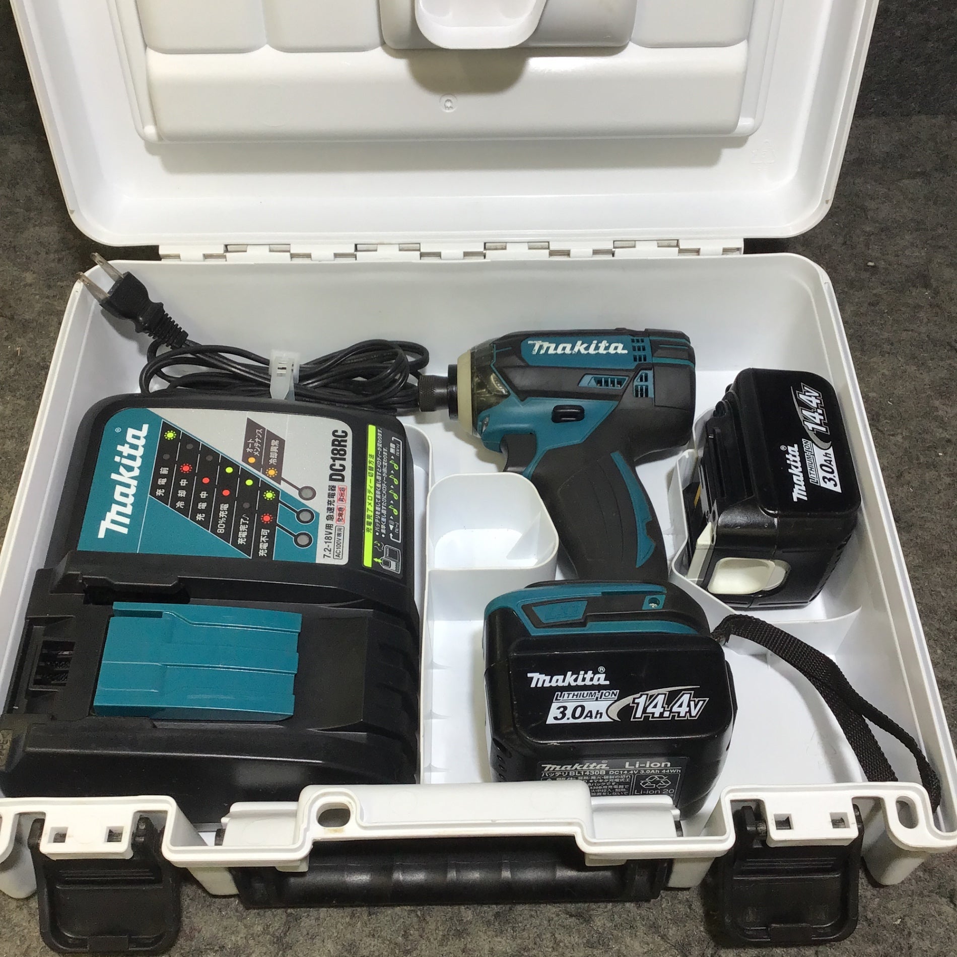 【中古品】マキタ(makita) コードレスインパクトドライバー TD138DRFX【桶川店】