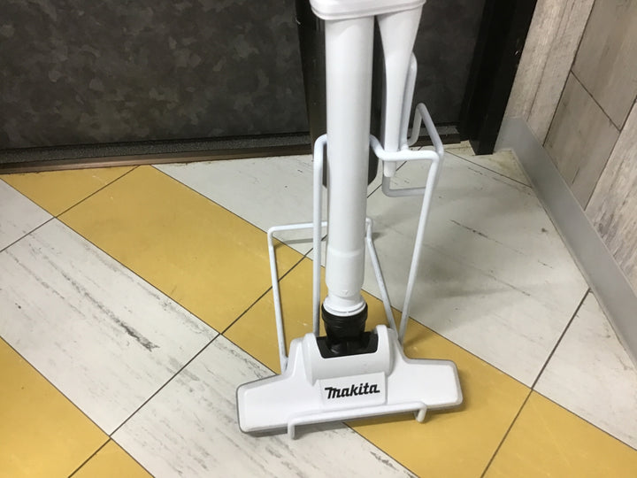 マキタ(makita) 40vコードレスクリーナーセット CL001GRDCW　バッテリー・充電器・スタンド付【富山店】
