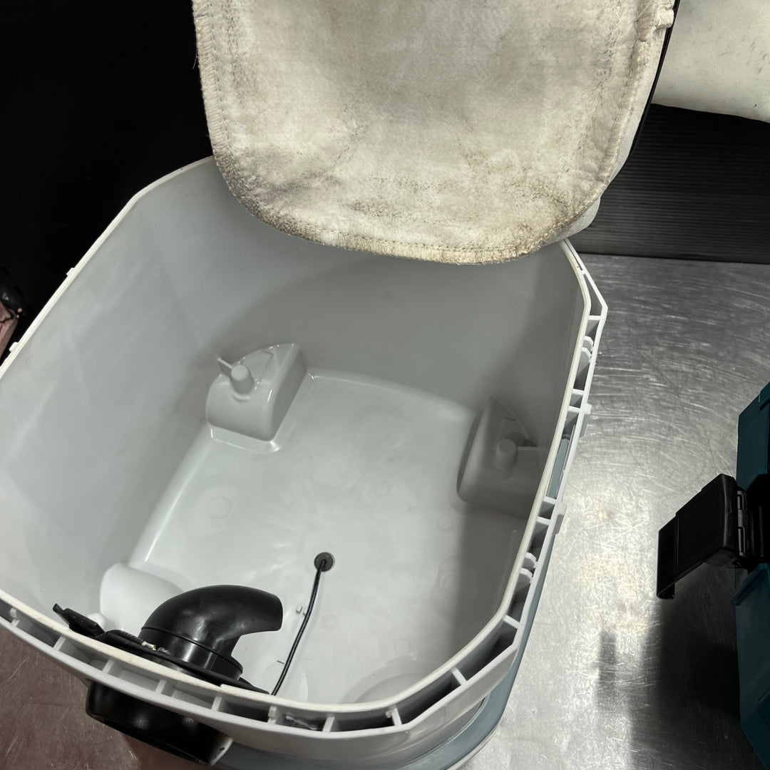【中古品】★マキタ(makita) 集じん機 乾湿両用 VC1500【東大和店】