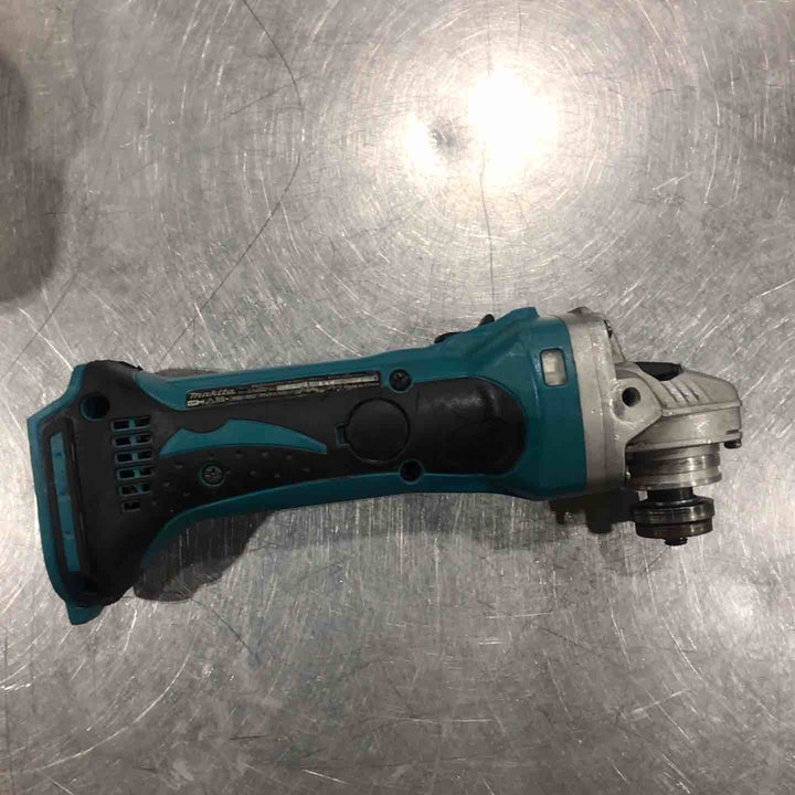 ☆マキタ(makita) コードレスディスクグラインダ GA402DZ【川口店】