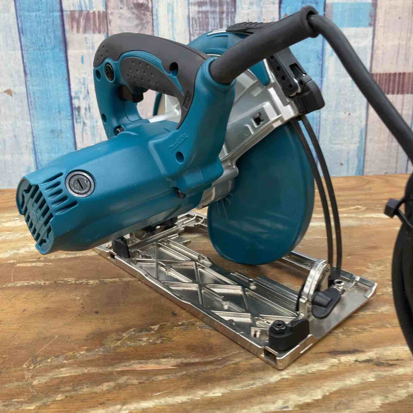 中古品】☆マキタ(makita) 190mm丸のこ 5837BA【柏店】 – アクトツール