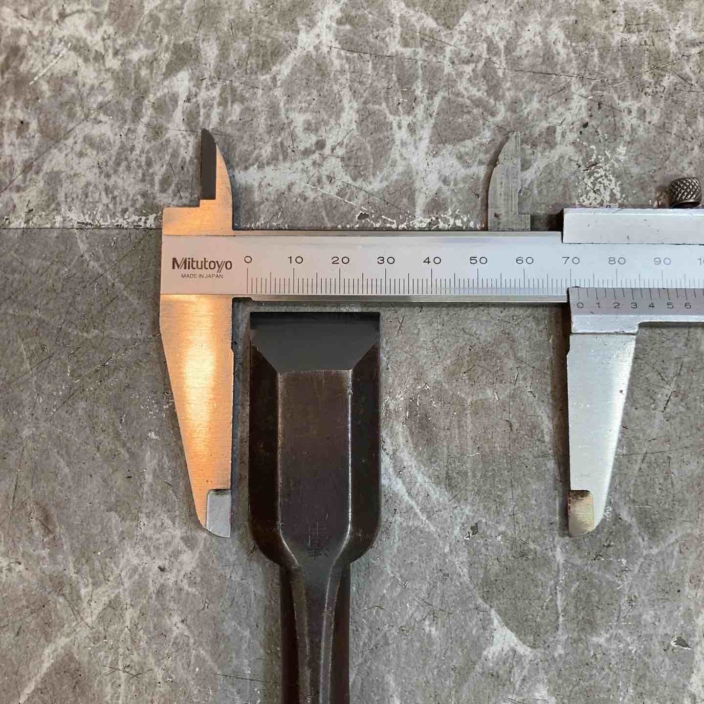 中古品 美品】◇鑿 のみ 清忠 叩き鑿 30㎜ 1寸 鉋 かんな【八潮店