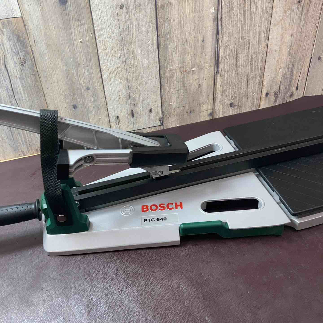 【中古品】 BOSCH(ボッシュ) タイルカッター(640mm) PTC640 【東大和店】