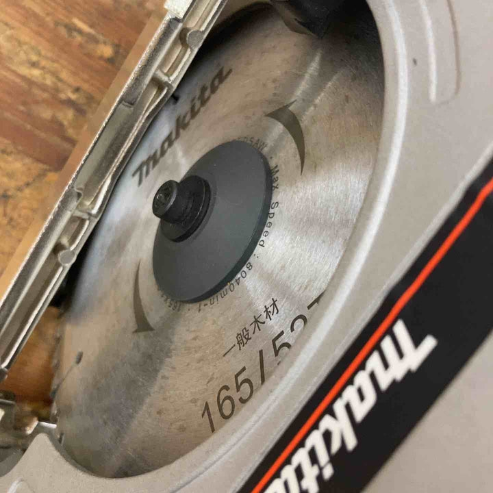 ◇マキタ(makita) 165mm 電気マルノコ M562【柏店】