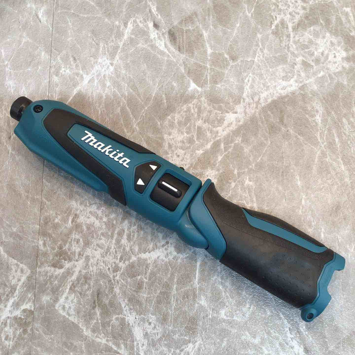 ☆マキタ(makita) コードレスペンインパクトドライバ TD021DSHSP【八潮店】
