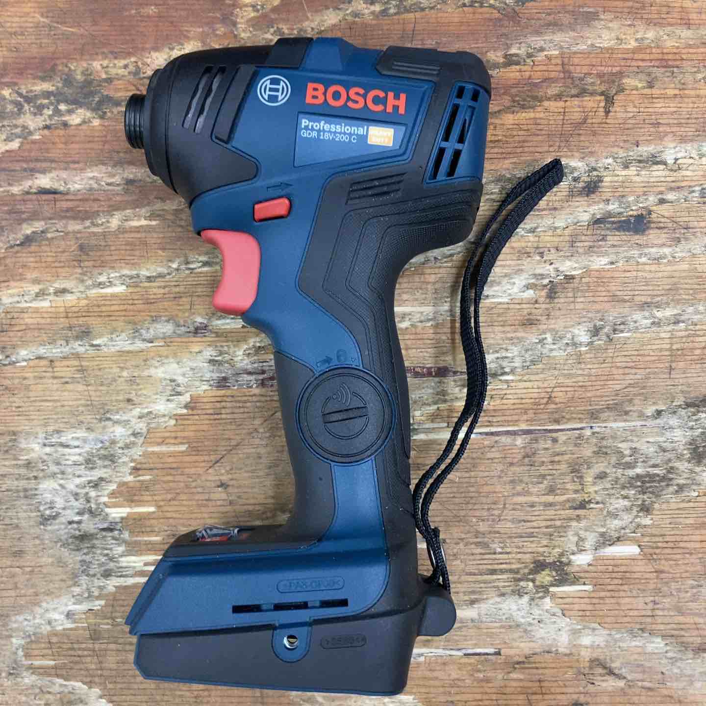 ◇ボッシュ(BOSCH) コードレスインパクトドライバー (6.0Ahバッテリー2