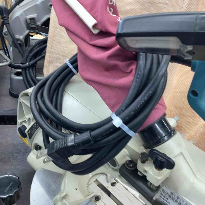 ◇マキタ(makita) 卓上スライド丸ノコ LS0812【越谷店】