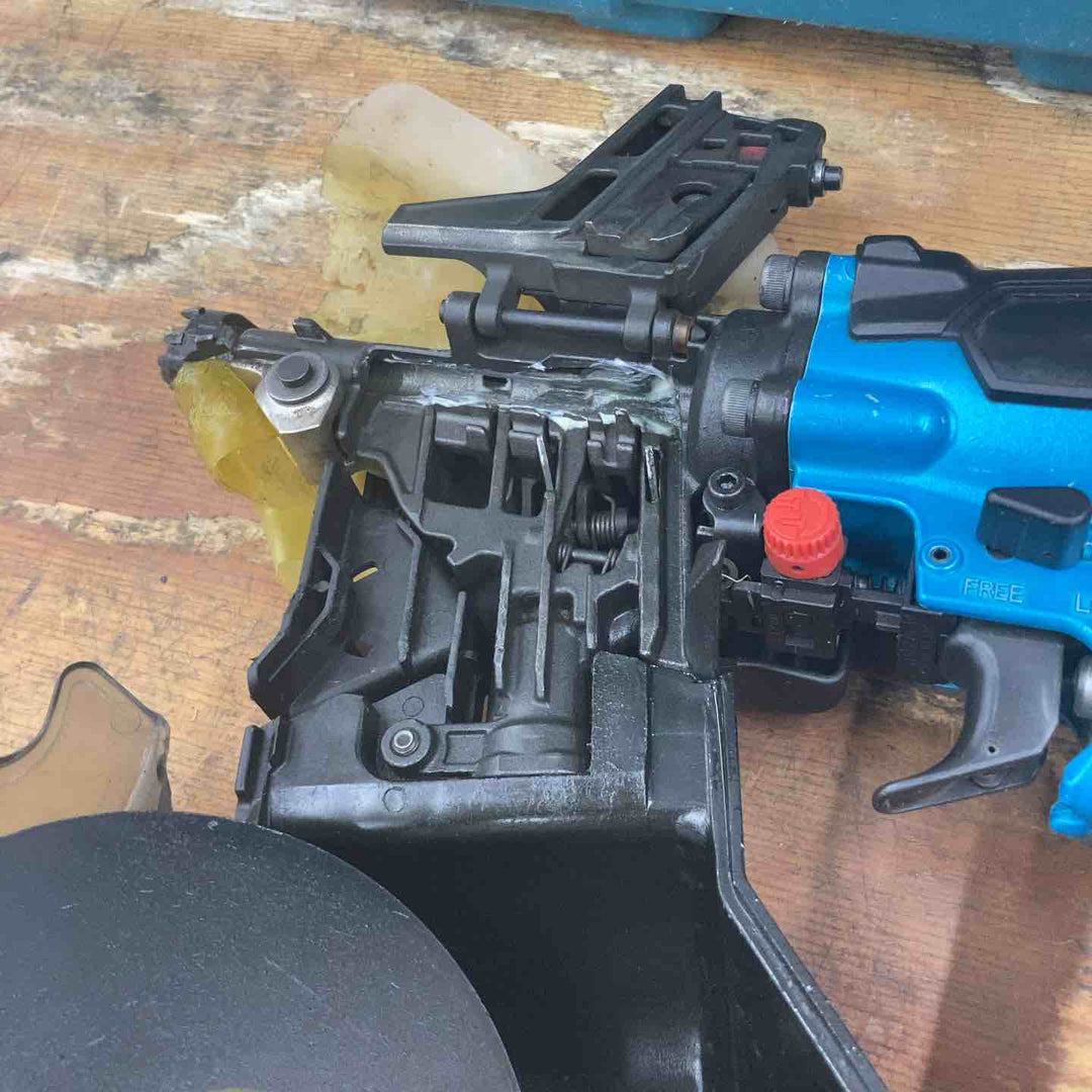 ★マキタ(makita) 高圧エア釘打ち機 AN633HM【柏店】
