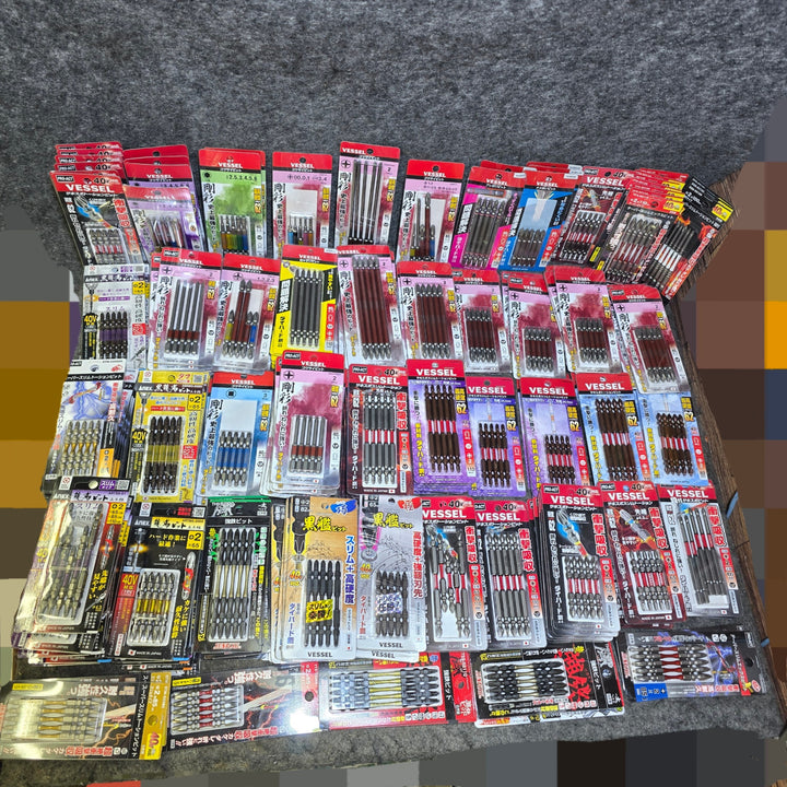 【未使用・大特価まとめ売り！】ビット5本入り 200パックまとめ売り 六角軸6.35mm インパクトドライバー用 メーカー・サイズ混合 計1000本【桶川店】