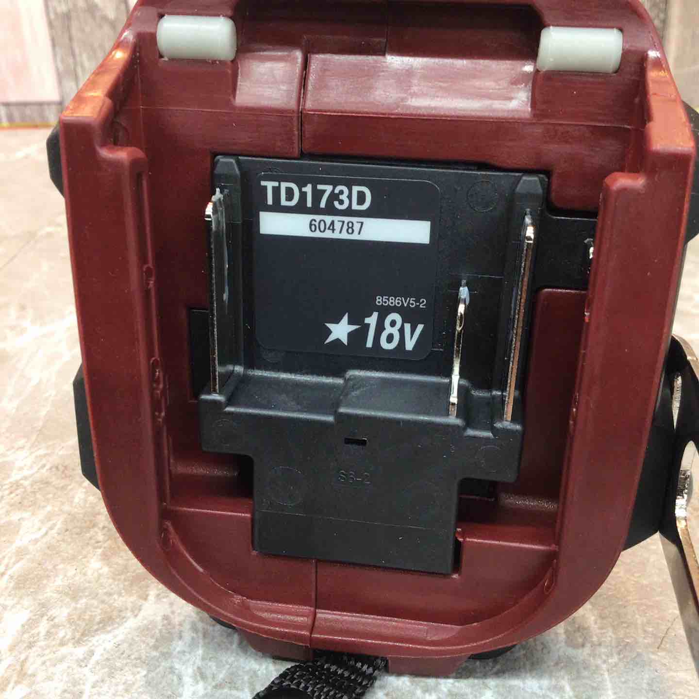 ◇マキタ(makita) コードレスインパクトドライバー TD173DZAR ◇マキタ(makita) コードレスインパクトドライバー TD173DZAR