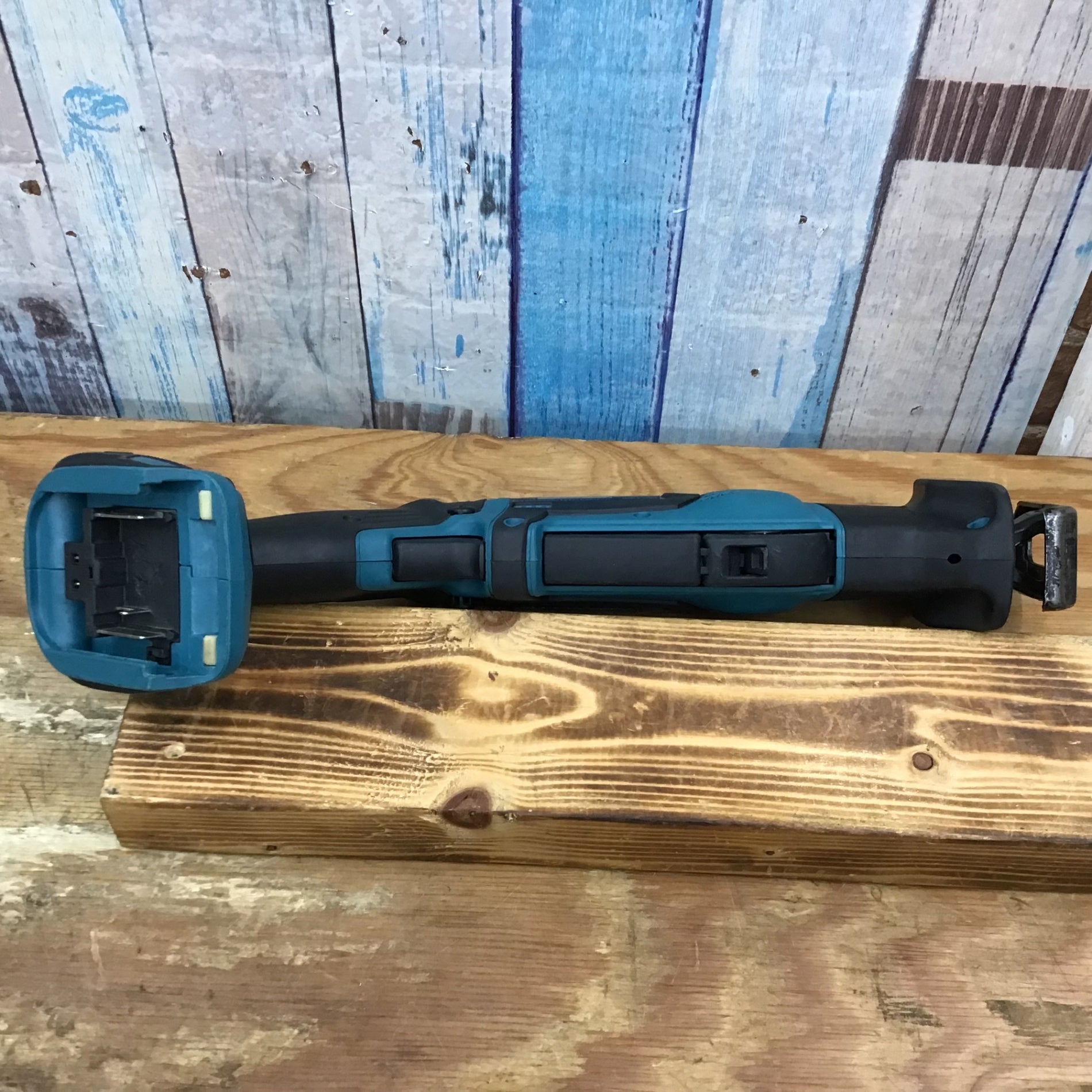 ☆マキタ(makita) 14.4Vコードレスレシプロソー JR144DZ【柏店