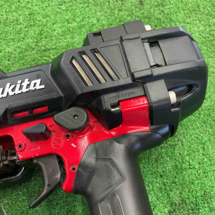 【中古品】 マキタ/makita 高圧エア釘打ち機・AN636H 【桶川店】