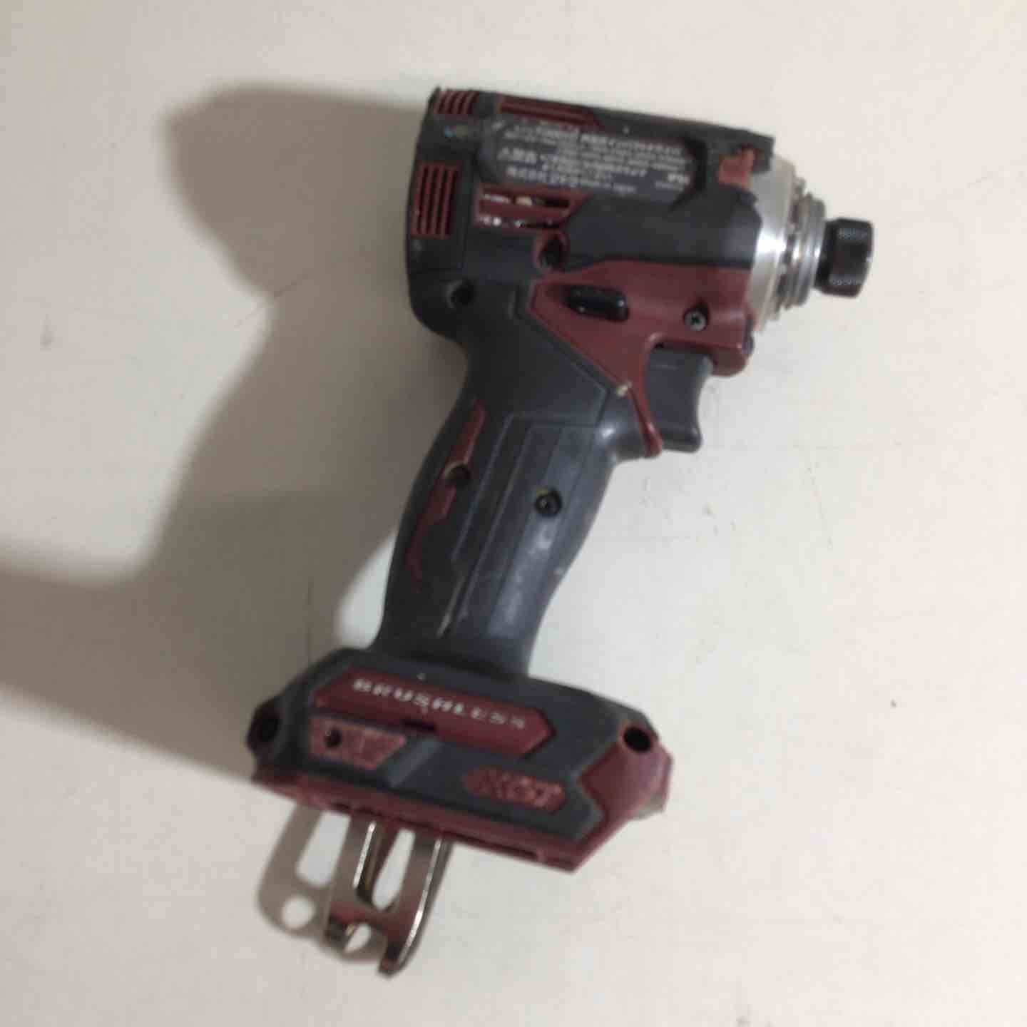 マキタ(makita) コードレスインパクトドライバ TD001GZAR【川崎店