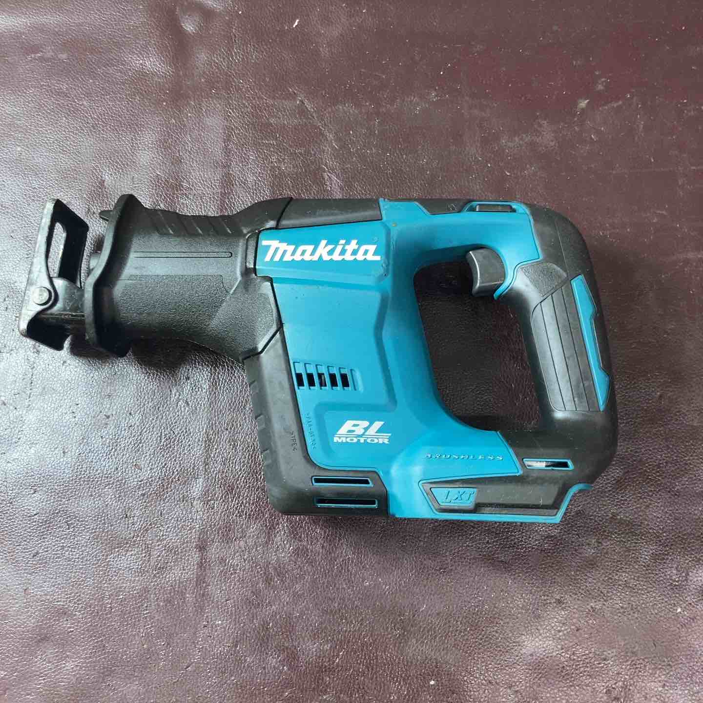 中古品】マキタ(makita) コードレスレシプロソー JR188DRGX バッテリー