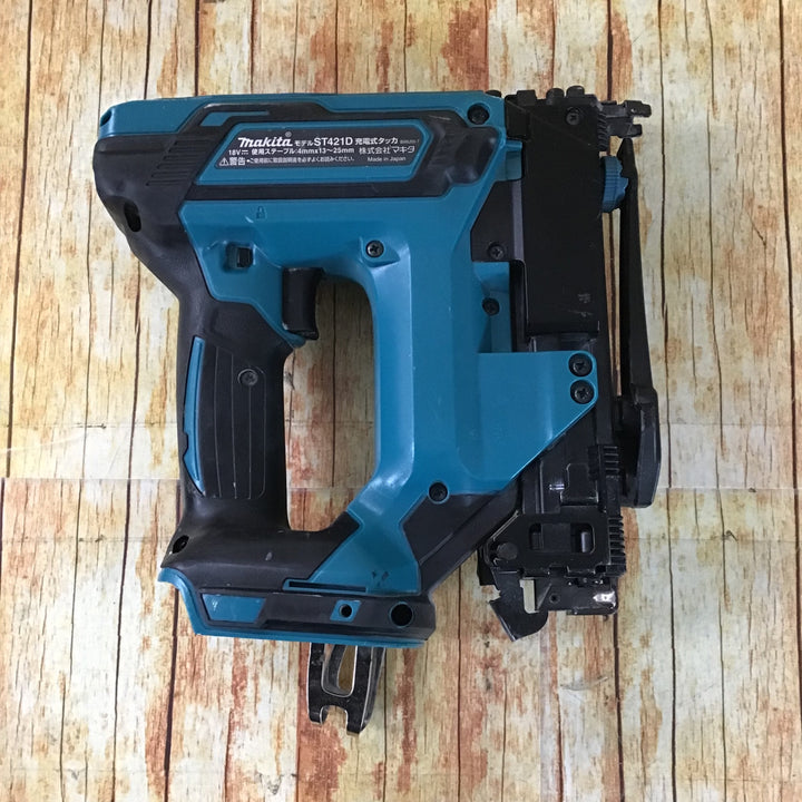 ○マキタ(makita) コードレスタッカー ST421DZ【川崎店】