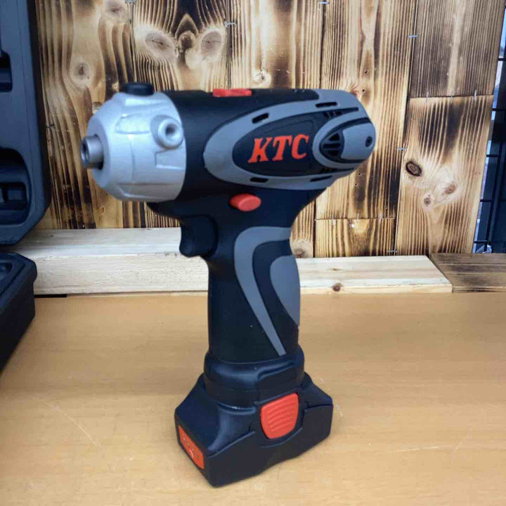 ◇KTC コードレスポリッシャーセット JTAE711【草加店】