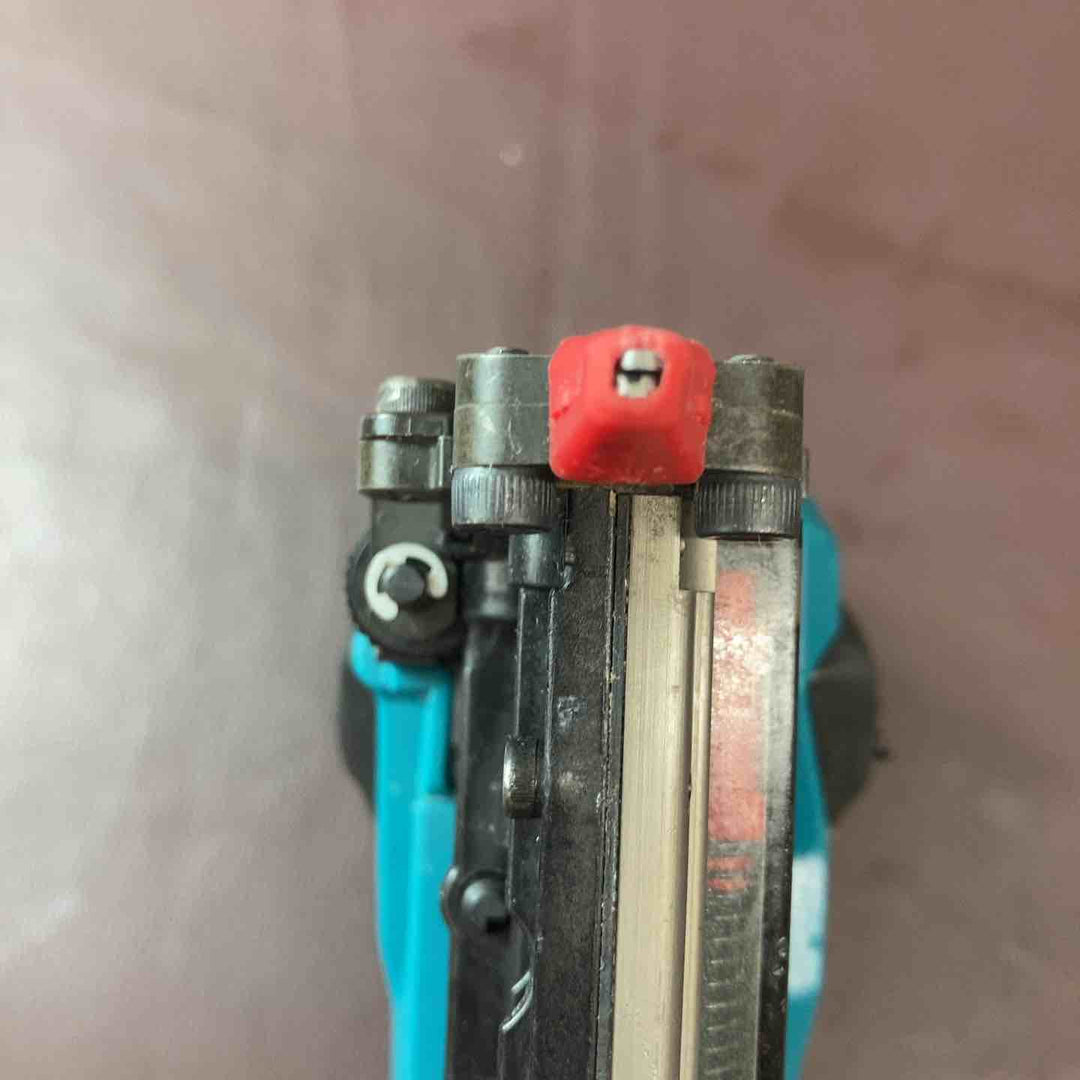 【中古品】 マキタ(makita) コードレスピンネイラ PT353DZ 18V 【東大和店】